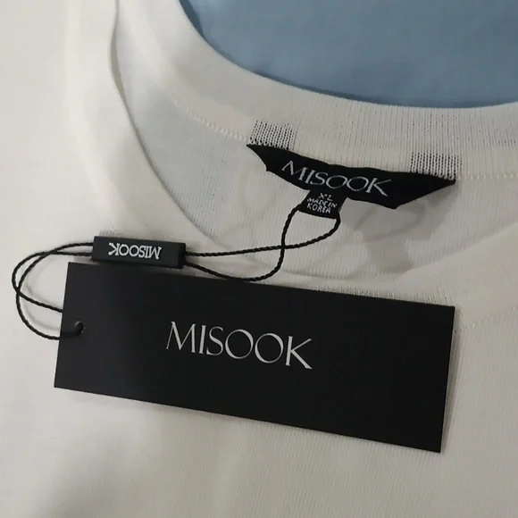 Misook - Picture 4 of 5